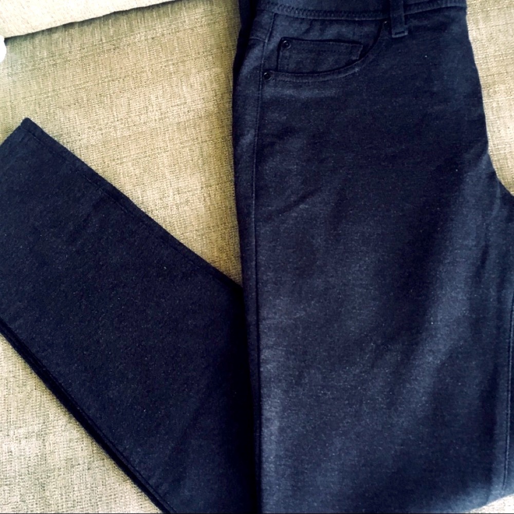 Chico’s NWOT Pants size 0 Charcoal Gray Awesome Size S ! ❣️